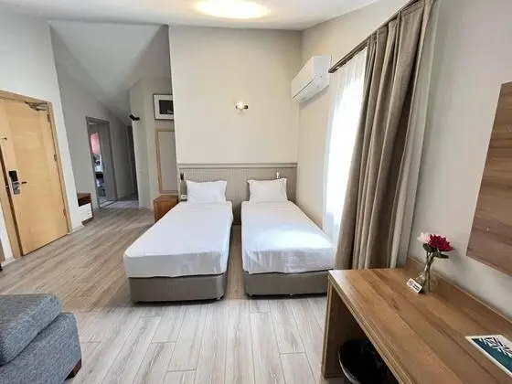 https://images.odamax.com/img/1024x768/odamax/image/upload/West_House_Exclusive_Hotel_202605241529068_image00004.jpeg