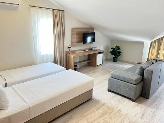 https://images.odamax.com/img/1024x768/odamax/image/upload/West_House_Exclusive_Hotel_202605241529083_image00007.jpeg