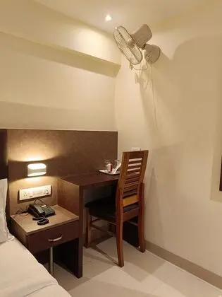 Deluxe Üç Kişilik Oda