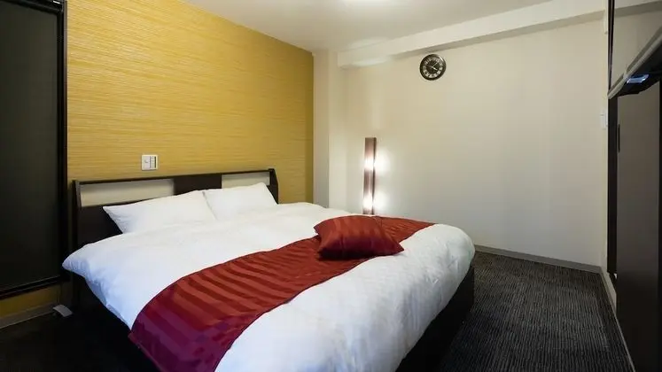 Economy Tek Büyük Yataklı Oda