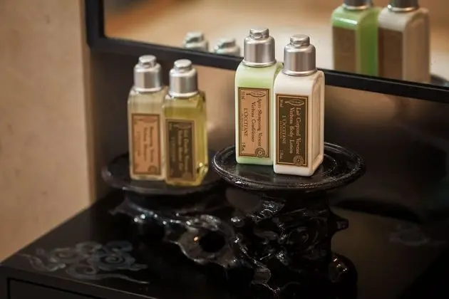 Oda (Garden view king bed room)