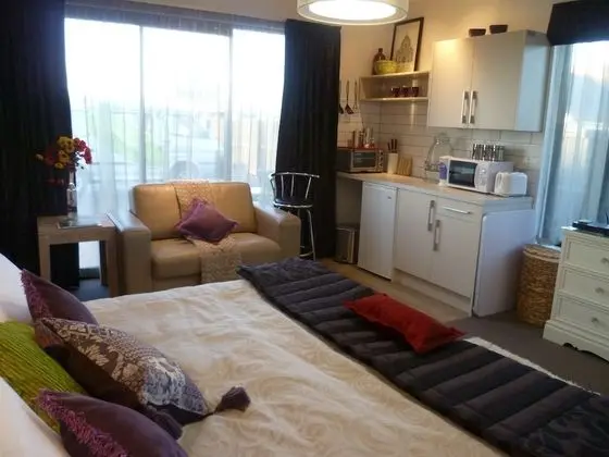Deluxe Tek Büyük Yataklı Oda