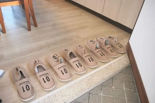 Oda, 2 Yatak Odası (A)