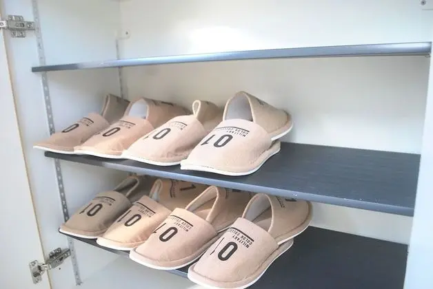 Oda, 2 Yatak Odası (A)