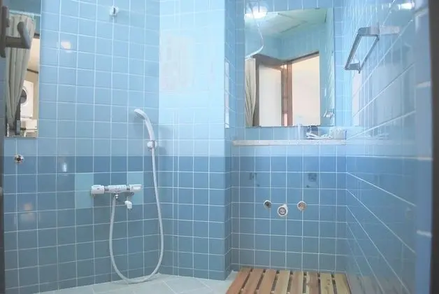 Oda, 2 Yatak Odası (A)