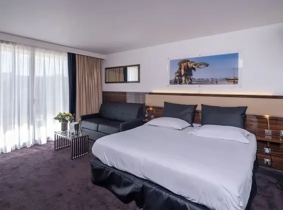 Deluxe Tek Büyük Yataklı Oda