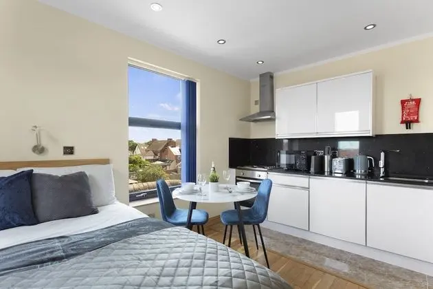 Deluxe Apart Daire, Banyolu/Duşlu