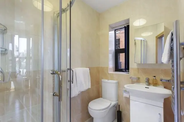 Standard Apart Daire, Banyolu/Duşlu