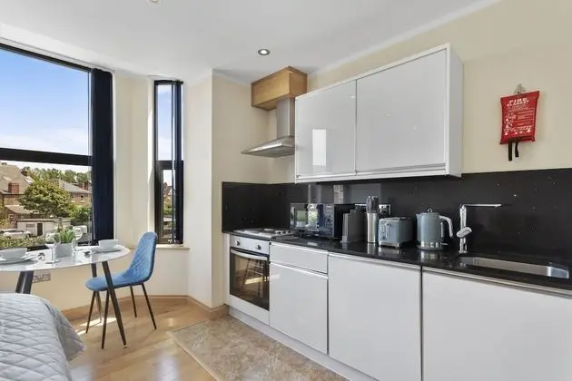 Superior Apart Daire, Banyolu/Duşlu