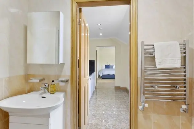 Superior Apart Daire, Banyolu/Duşlu