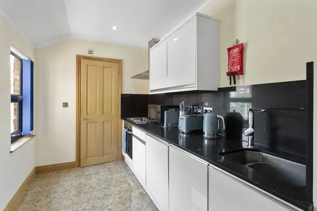 Superior Apart Daire, Banyolu/Duşlu