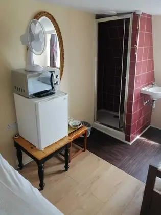 Economy İki Ayrı Yataklı Oda