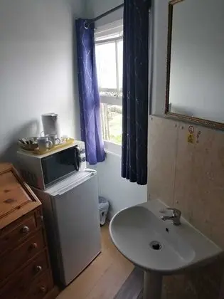 Economy Tek Kişilik Oda