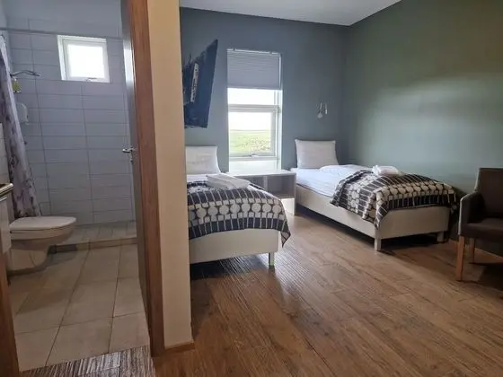 Comfort Tek Büyük veya İki Ayrı Yataklı Oda