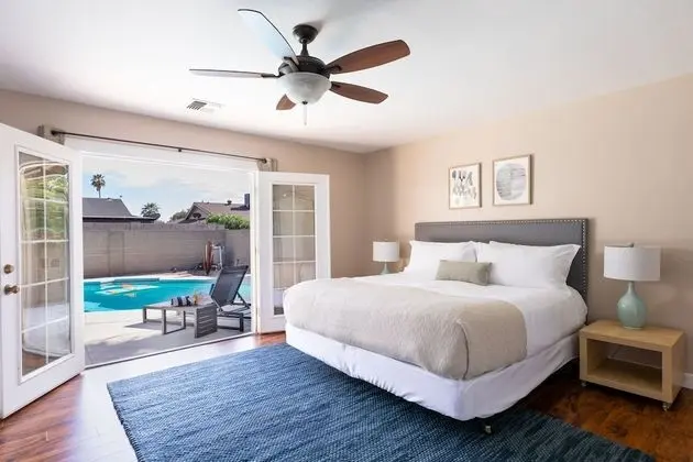 Ev (4 Bedrooms)