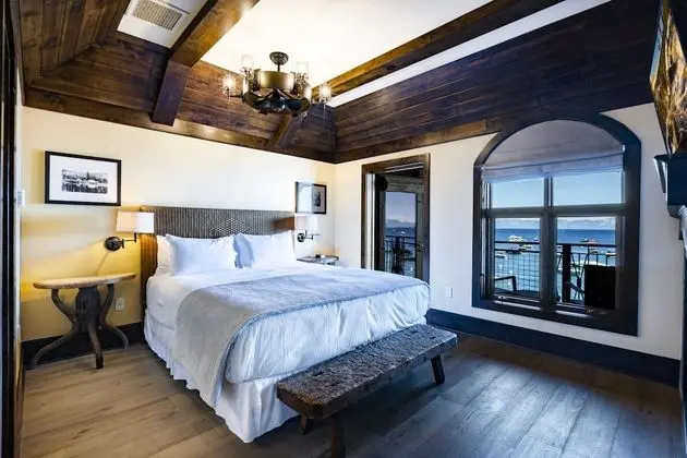 Luxury Süit, 1 En Büyük (King) Boy Yatak ve Çekyat, Göl Manzaralı