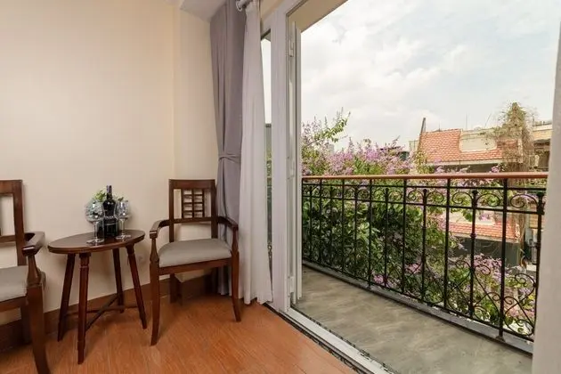 Junior Oda, 1 En Büyük (King) Boy Yatak, Şehir Manzaralı