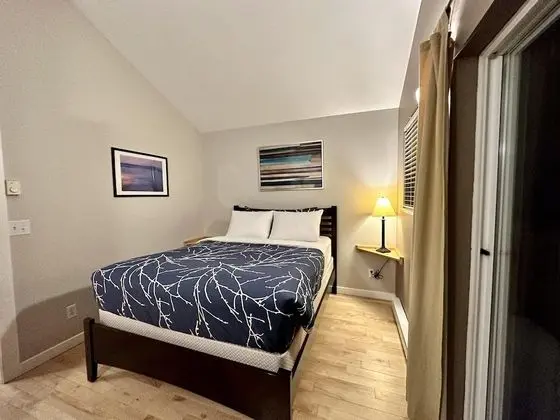 Kır Evi (Waterfront 2 bedroom Cottage with Hot)