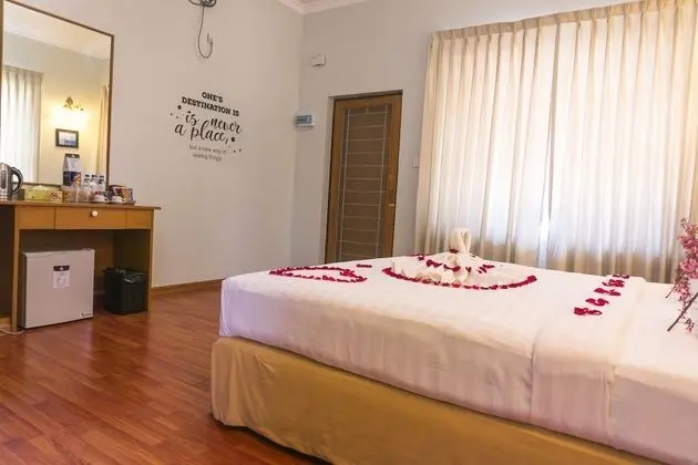 Deluxe Tek Büyük veya İki Ayrı Yataklı Oda, 1 Çift Kişilik veya 2 Tek Kişilik Yatak, Küvet