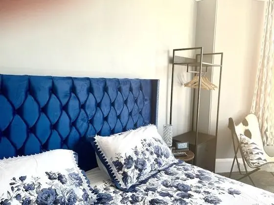 Deluxe Tek Büyük Yataklı Oda (Room 2)