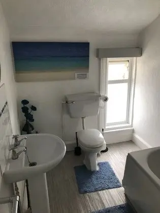 Standard Süit, Ortak Banyo (room 9)