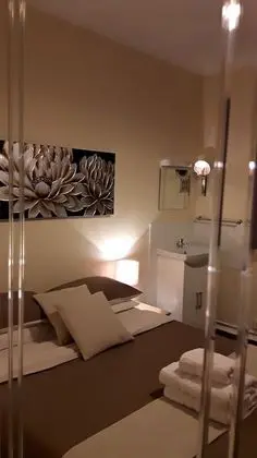 Basic Tek Büyük Yataklı Oda, Ortak Banyo