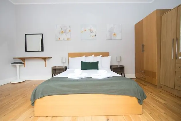 Deluxe Two Bedroom Apartment(2 Bedroom)