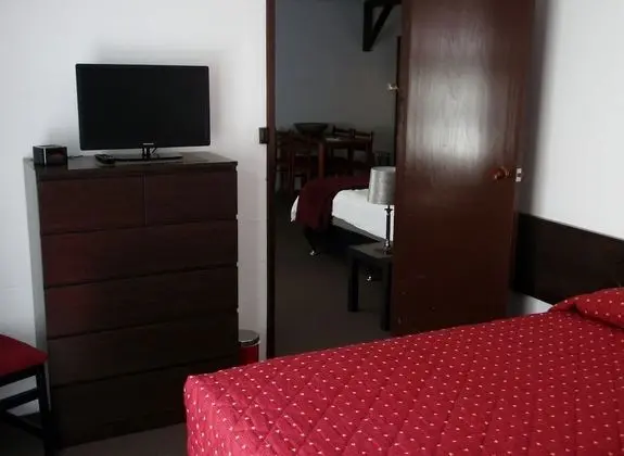 Süit, 2 Yatak Odası (First Floor Rooms 2 Flights of Stairs)