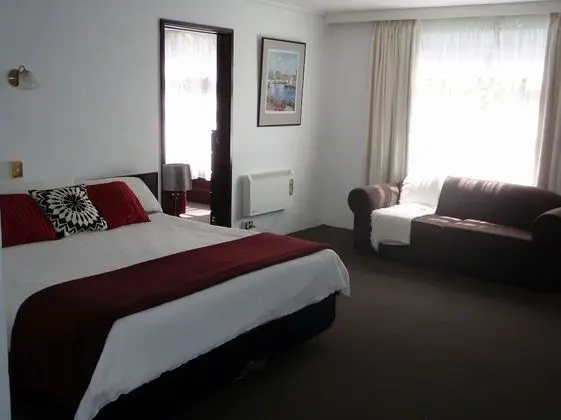 Süit, 2 Yatak Odası (First Floor Rooms 2 Flights of Stairs)