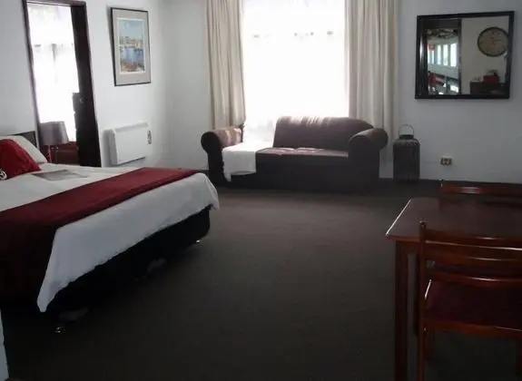 Süit, 2 Yatak Odası (First Floor Rooms 2 Flights of Stairs)