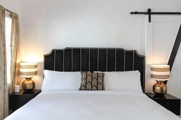 Luxury Süit, 1 En Büyük (King) Boy Yatak, Mutfak, Avlu