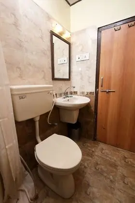 Deluxe Garden View Room
