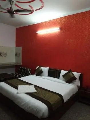 Deluxe Oda, 1 Çift Kişilik Yatak, Sigara İçilebilir, Bahçe Manzaralı