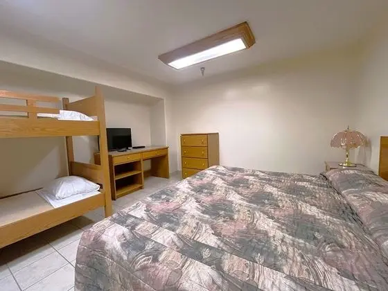 Executive Tek Büyük Yataklı Oda (2 King beds with Jacuzzi and Bunk Bed)