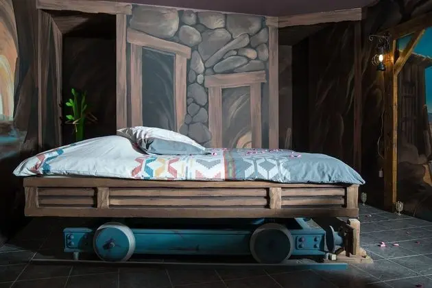 Deluxe Tek Büyük Yataklı Oda