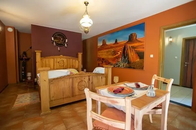 Deluxe Tek Büyük Yataklı Oda