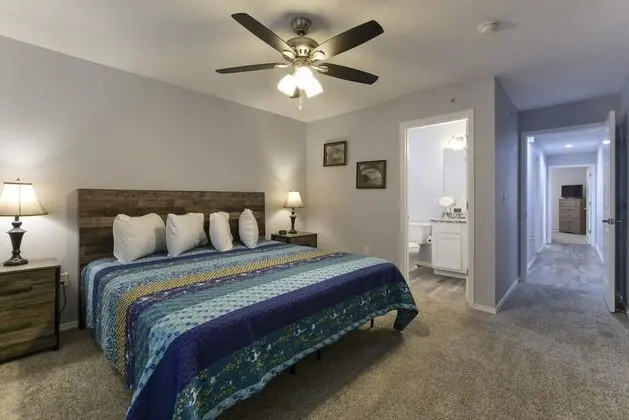 Daire (Western Comfort - JUST REMODELED!! - )