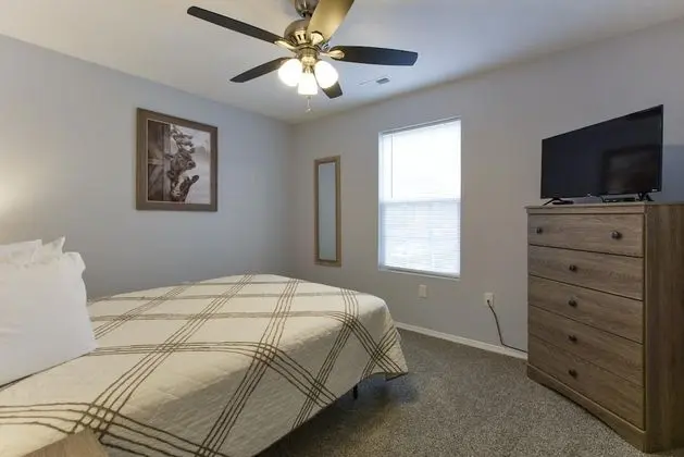 Daire (Western Comfort - JUST REMODELED!! - )