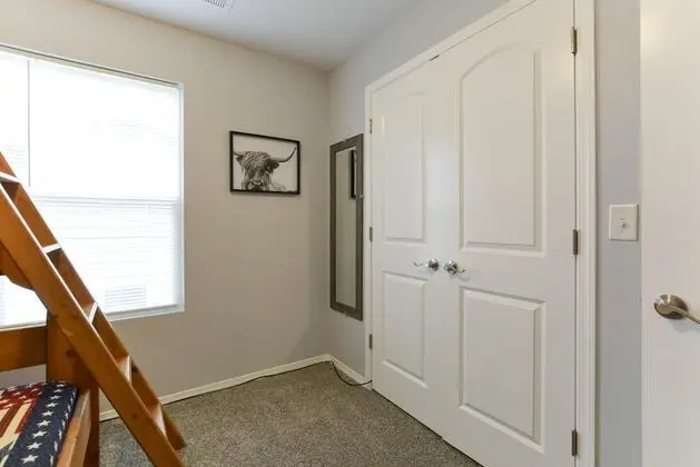 Daire (Western Comfort - JUST REMODELED!! - )