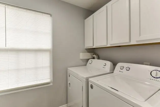 Daire (Western Comfort - JUST REMODELED!! - )