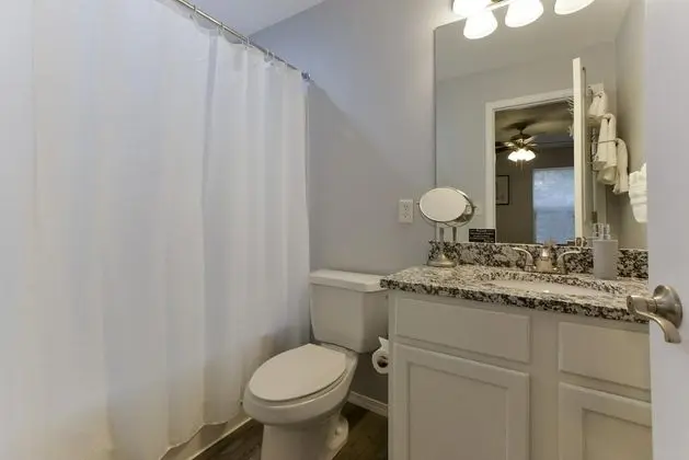 Daire (Western Comfort - JUST REMODELED!! - )
