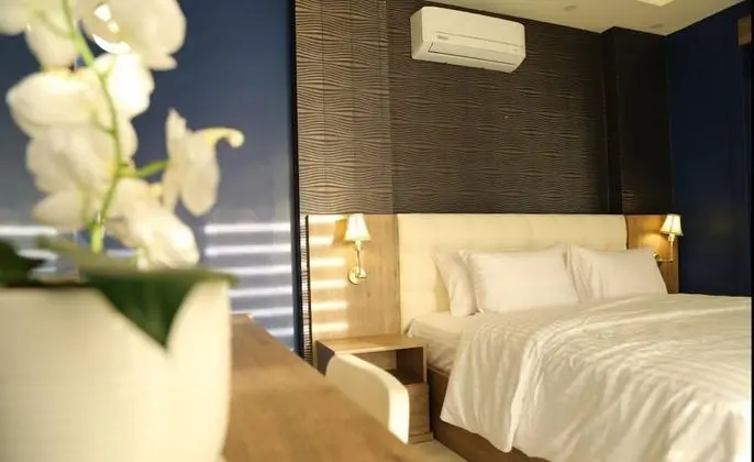 Luxury Apartment, 3 Bedrooms, Non Smoking, Fountain Pool View (AB)