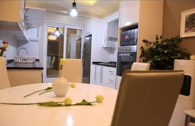 Luxury Apartment, 3 Bedrooms, Non Smoking, Fountain Pool View (AB)