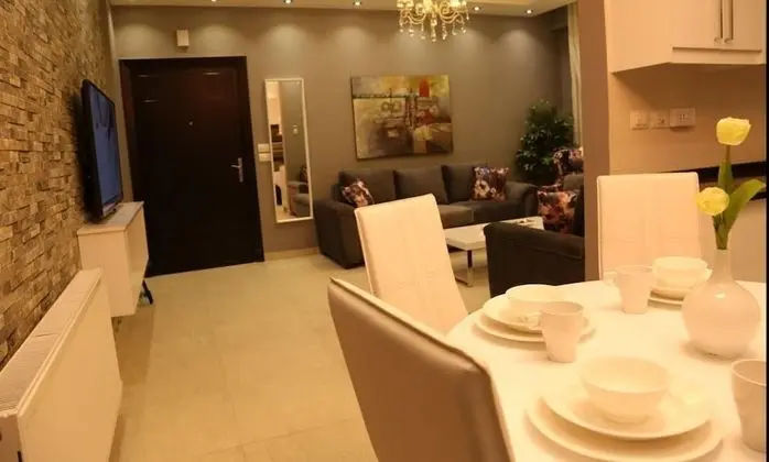 Luxury Apartment, 3 Bedrooms, Non Smoking, Fountain Pool View (AB)