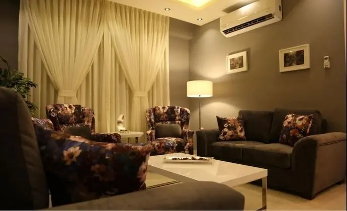 Luxury Apartment, 3 Bedrooms, Non Smoking, Fountain Pool View (AB)