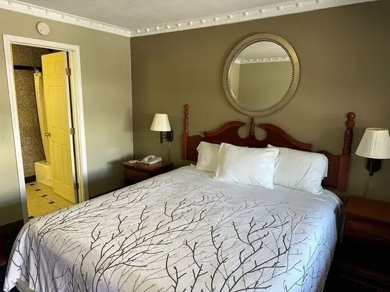 Standard Oda, 1 Büyük (Queen) Boy Yatak