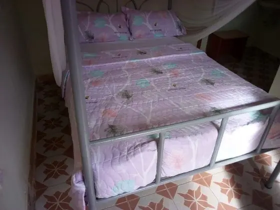 Büyük Yataklı Tek Kişilik Oda