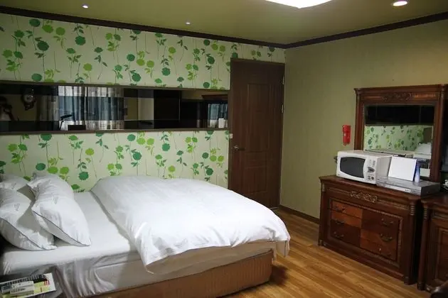 Deluxe İki Ayrı Yataklı Oda