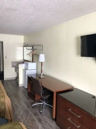 Queen Room with 2 Queen Beds
