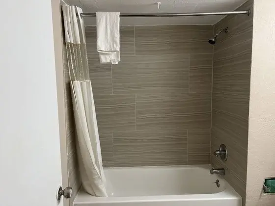 Oda, 1 En Büyük (King) Boy Yatak, Sigara İçilebilir